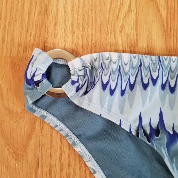 NWT Blue Wavey Stripe Bikini Bottoms w Metal Rings - Picture 2 of 8